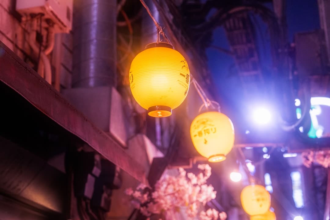 上海眼科专家走进西藏 “造血式赋能”、展开“长效共建”